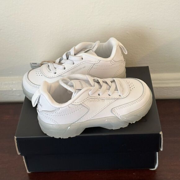 Cardi B X Reebok leather platform sneaker size 7 new - Picture 13 of 16